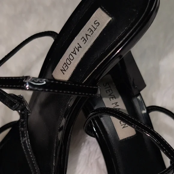 Steve Madden Black Patent Adjustable Strappy 3" Heels Size 8.5 - Picture 3 of 7